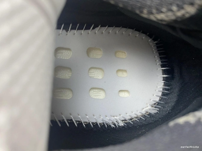 Yeezy Salt' 'Stone Boost 380 GZ0472 0806